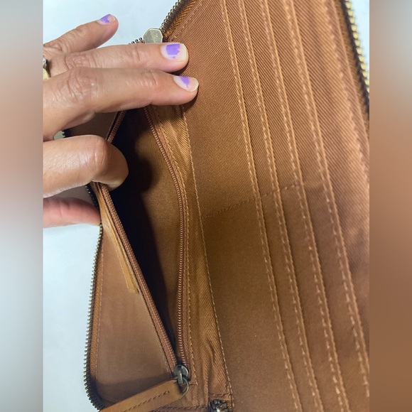 NFree People Wallet Brown Distressed Vegan Wristlet Strap Zip Closure Clutch - Picture 12 of 16